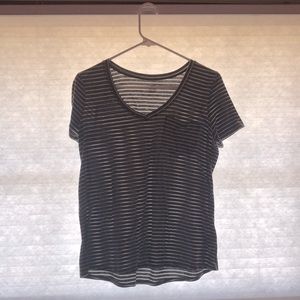 short sleeve. striped. with pocket